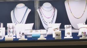 From Pearls to Precious Gems: Pensacola’s Jewelry Store